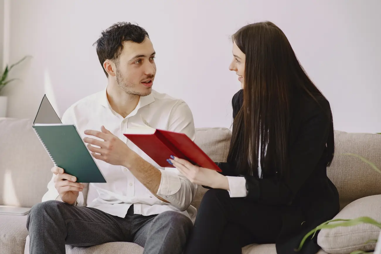The Difference Between Intimacy Coaching and Therapy